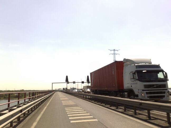 Haringvlietbrug weg